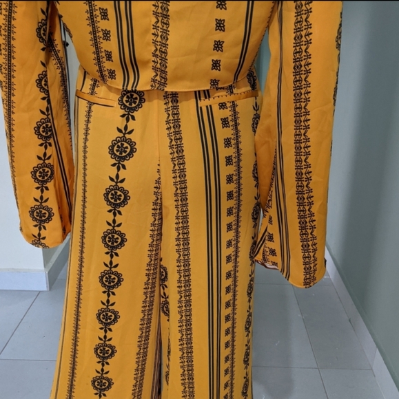 HOUSE OF HARLOW 1960 X REVOLVE 2 SET Joni Pants & Jane Blouse Inca Tribal Print - Picture 8 of 15